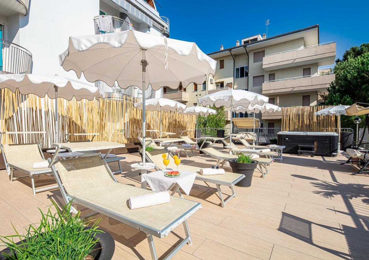 Park Hotel Lignano Sabbiadoro Eksteriør billede